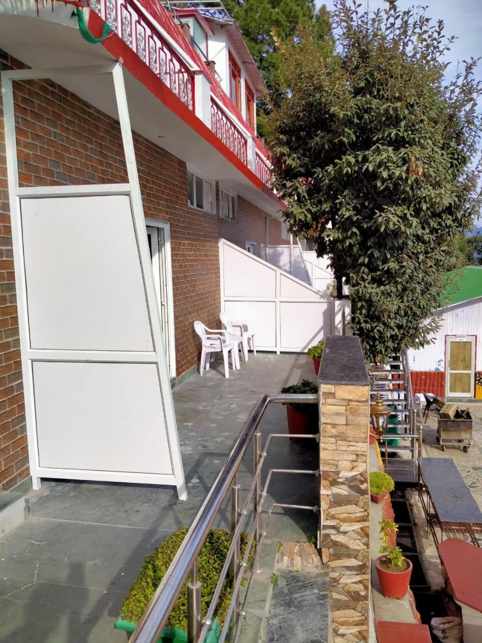 兰斯当蓝松度假村 兰斯顿 外观 照片